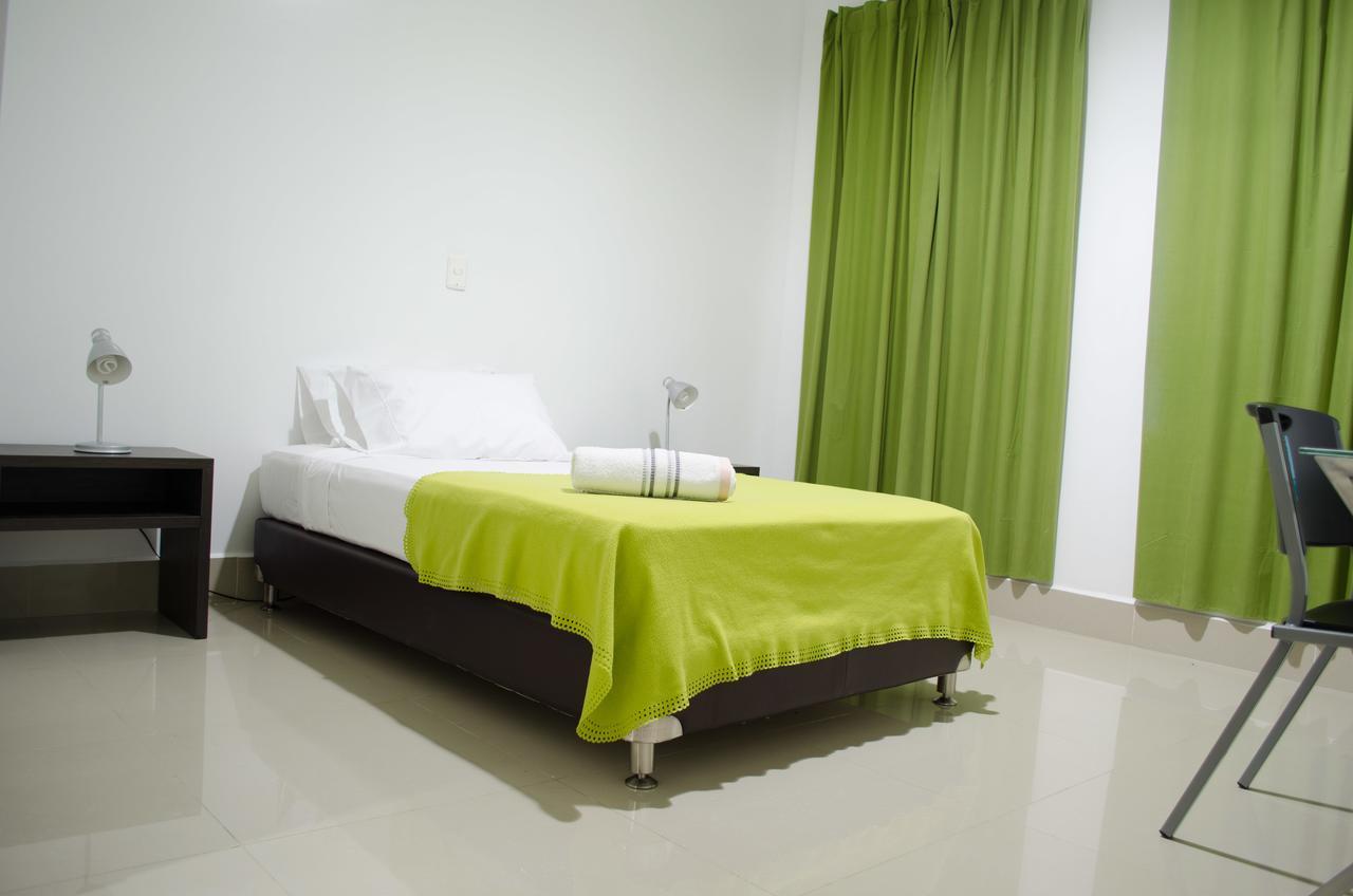 Hotel Las Olas Mamonal Картахена Экстерьер фото