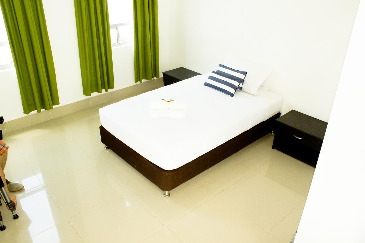 Hotel Las Olas Mamonal Картахена Экстерьер фото